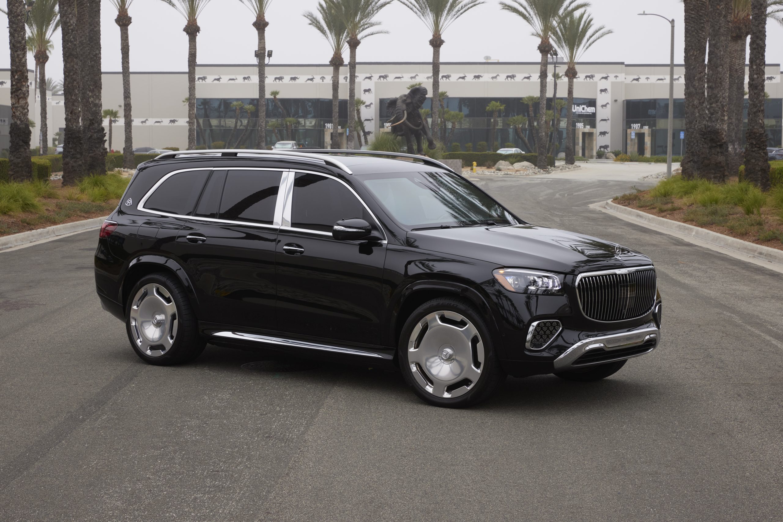Mercedes-Benz Maybach GLS CEO