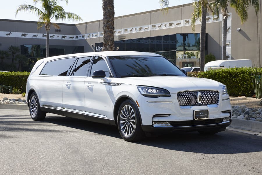Lincoln nautilus hearse