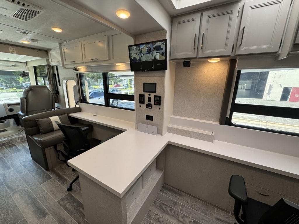 mobile courtroom 